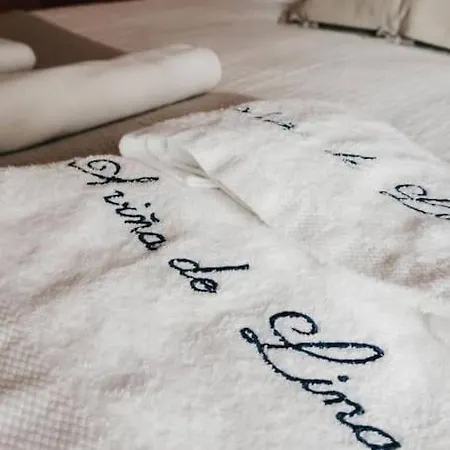 別荘 A Vina De Lina. Con Piscina Y Finca. *