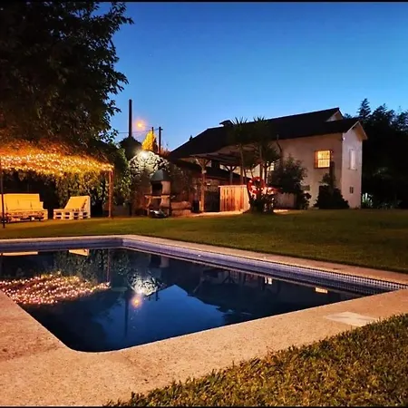 A Vina De Lina. Con Piscina Y Finca. 別荘